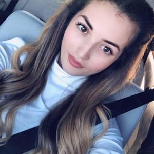 Meet your Posher, Alina